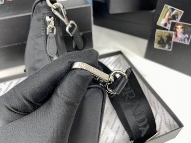 Prada Bags Re-Edition BS1BH204 22X12X6