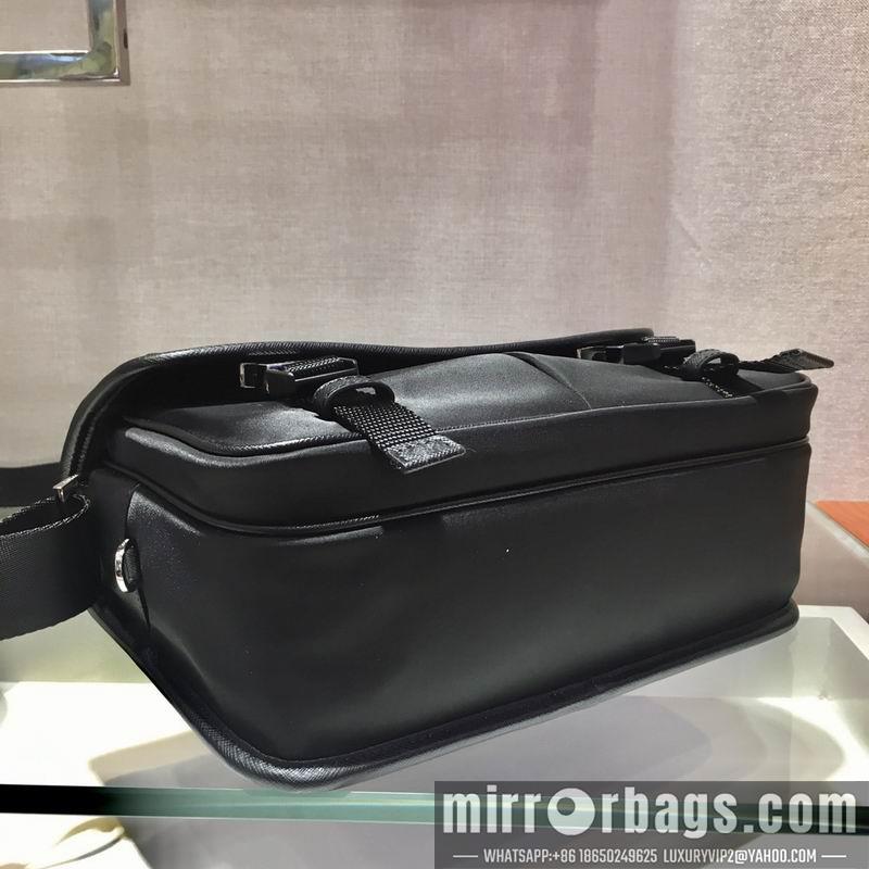 Prada Bags Re-Nylon Saffiano 2VD169B 26x20x10cm ap 23