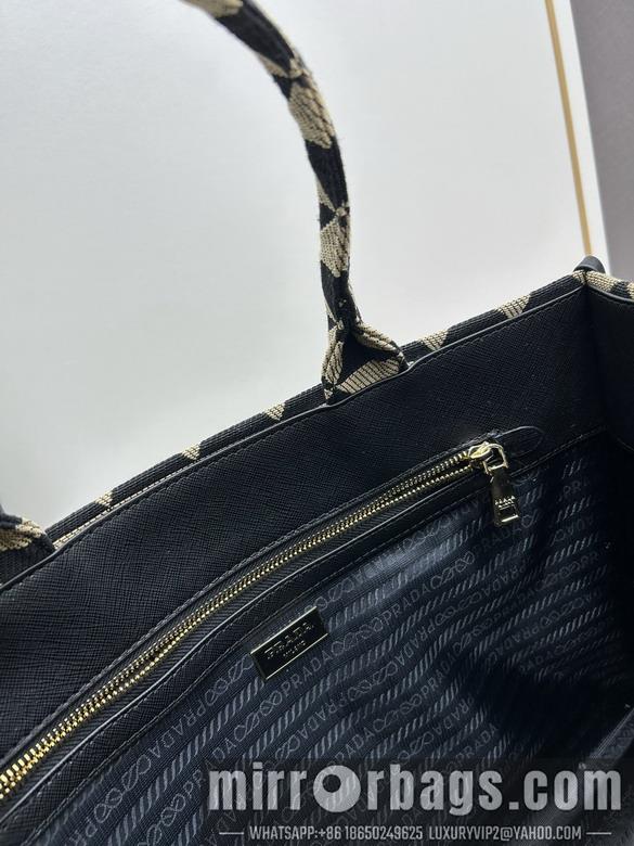 Prada Bags Prada 23140 39x30x11cm jj1