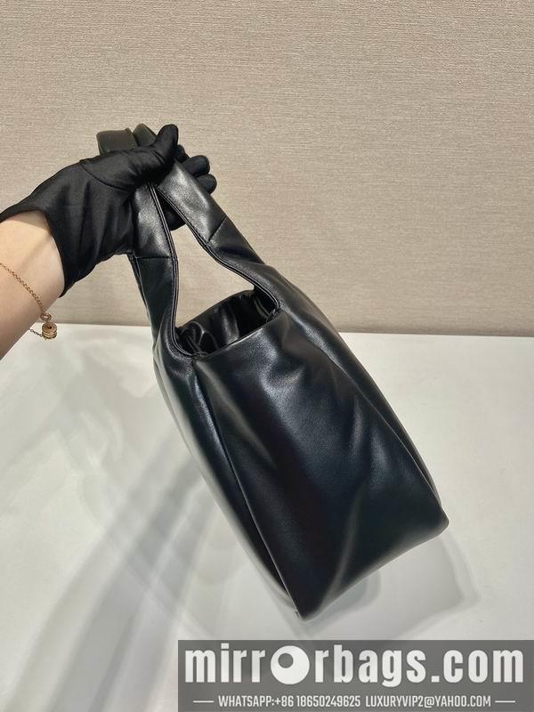 Prada Bags Prada tote 1BG413 30x26x17cm AP