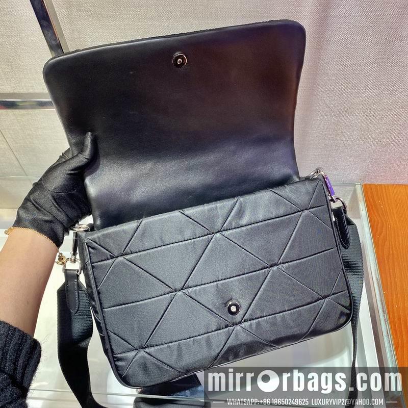 Prada Bags System Re-Nylon 1BD291 28x18x7.5cm ap 38
