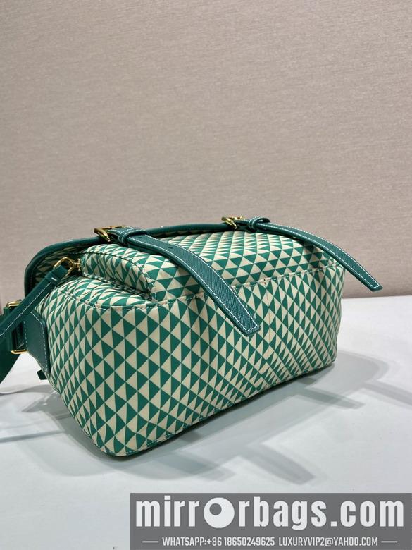 Prada Bags Prada 1BD383 25x19.5x11cm AP3