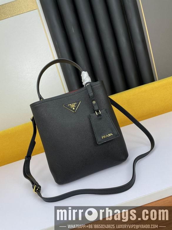 Prada Bags WW1BA213黑 23X13X22
