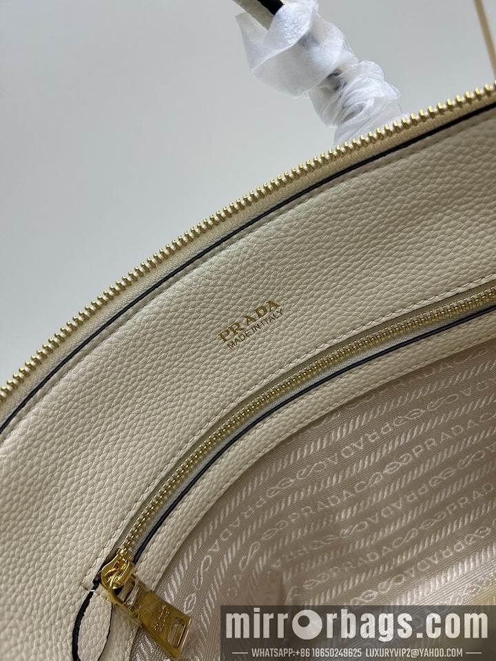 Prada Bags Prada 1BA157 31x23x14cm jj2