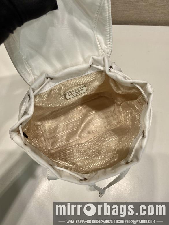 Prada Bags Prada 1BH029 17x18.5x8cm AP3