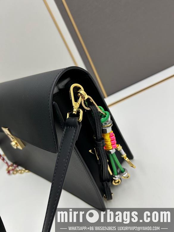 Prada Bags Prada 1BD379 35x19.5x10.5cm jj1