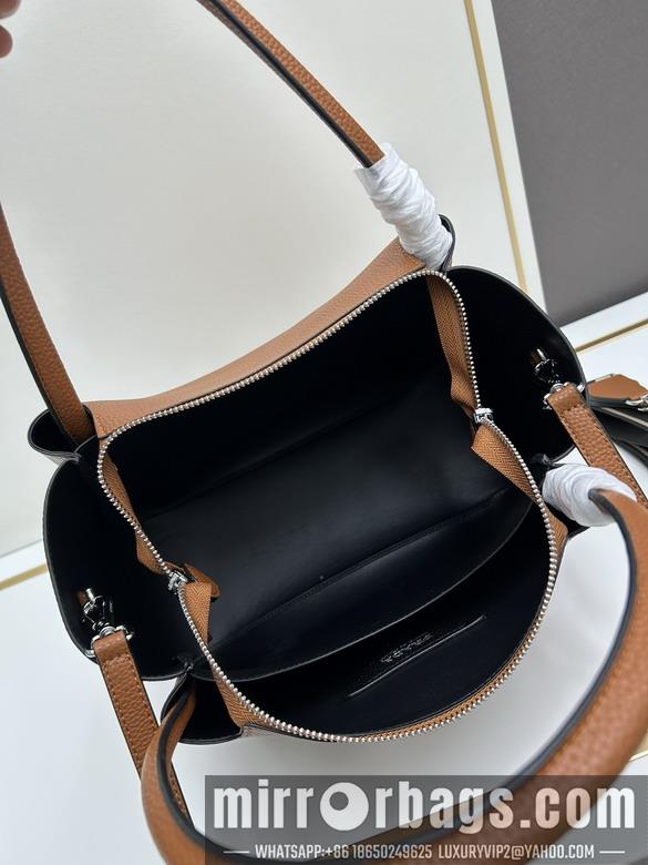 Prada Bags Prada 66206 32x26x13cm jj4