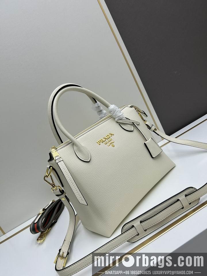 Prada Bags Prada 1BA157 31x23x14cm jj2
