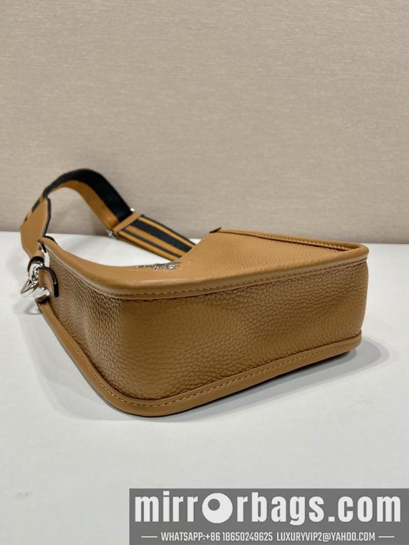 Prada Bags Prada 1BH191 19x20x6cm AP