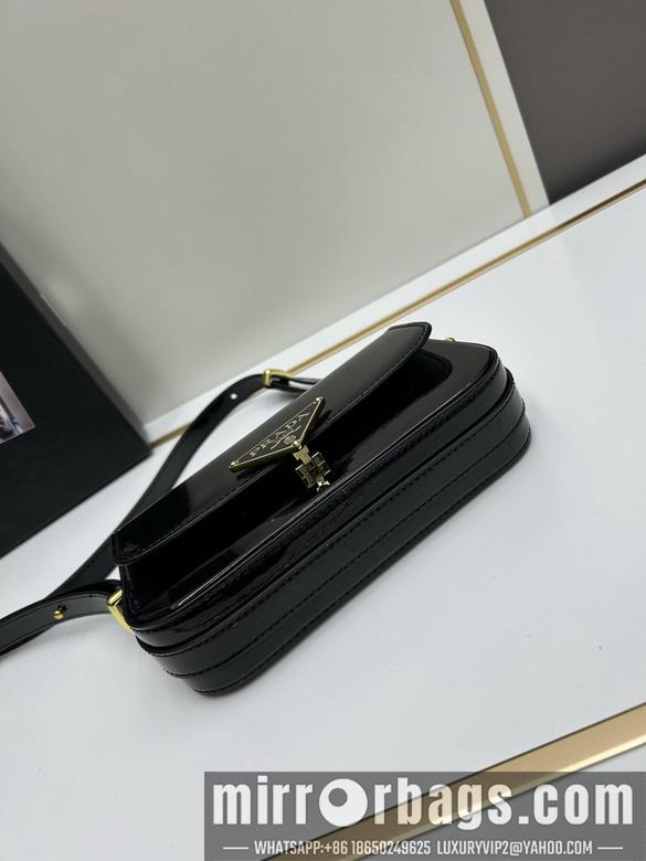 Prada Bags Prada 339 21.5x13x5cm jj
