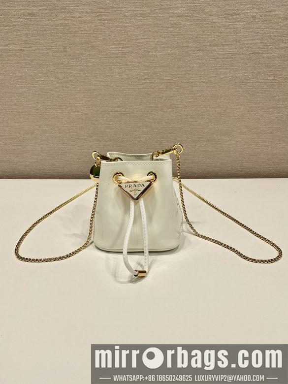 Prada Bags Prada 1NR016 10x12x7cm AP2