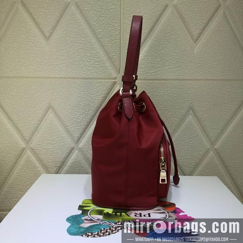 Prada Bags 938 17.5X22.5X13cm CN 6色