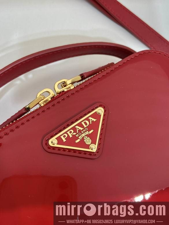 Prada Bags Prada 1BH206 17.5x10.5x4.5cm AP