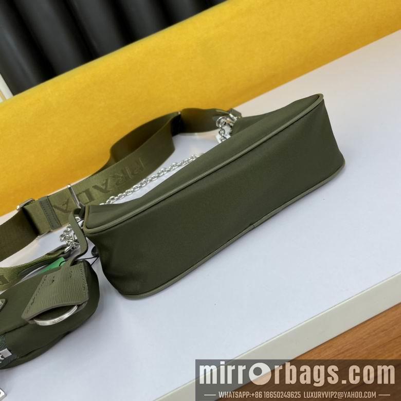 Prada Bags WW2110254 22X18X6.5