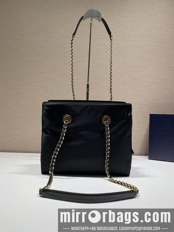 Prada Bags Vintage 1BD631 30x26x6cm ap 57