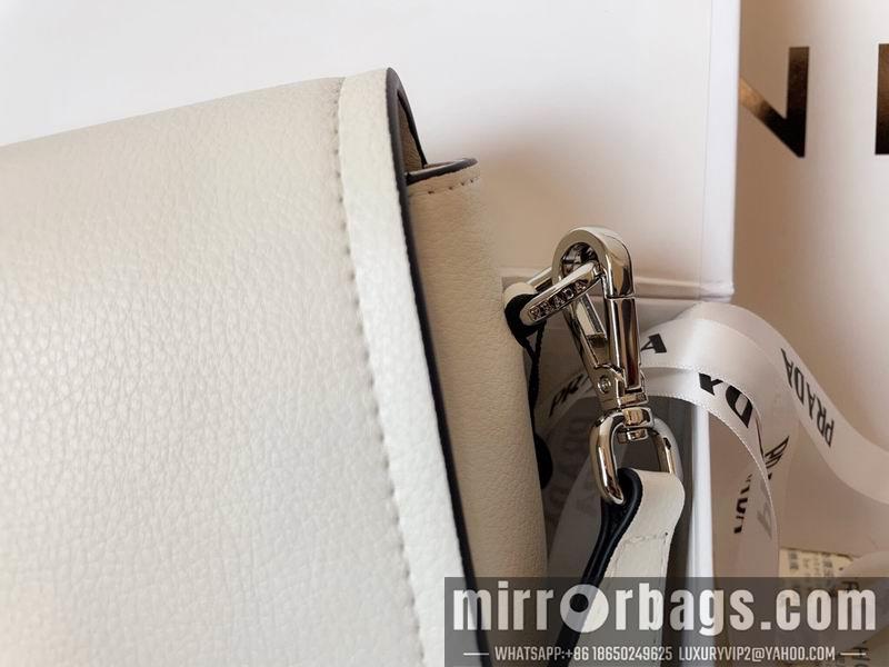 Prada Bags 1BD314 15.5x9x23cm CN