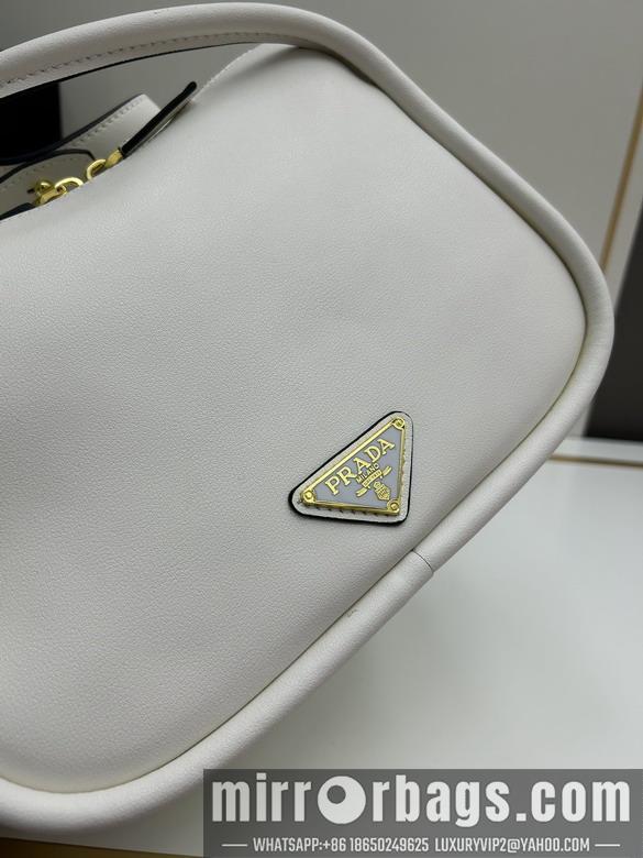 Prada Bags Prada Lindy 25x18x10.5cm jj2