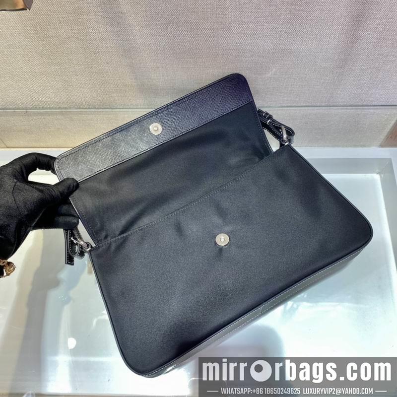 Prada Bags 1BD667 27x15x4.5cm ap 20