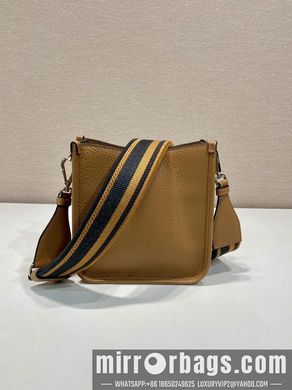 Prada Bags Prada 1BH191 19x20x6cm AP