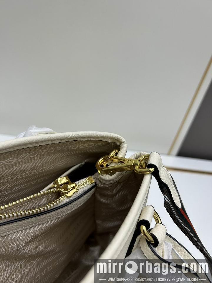 Prada Bags Prada 1BA173 30x20x15.5cm jj2