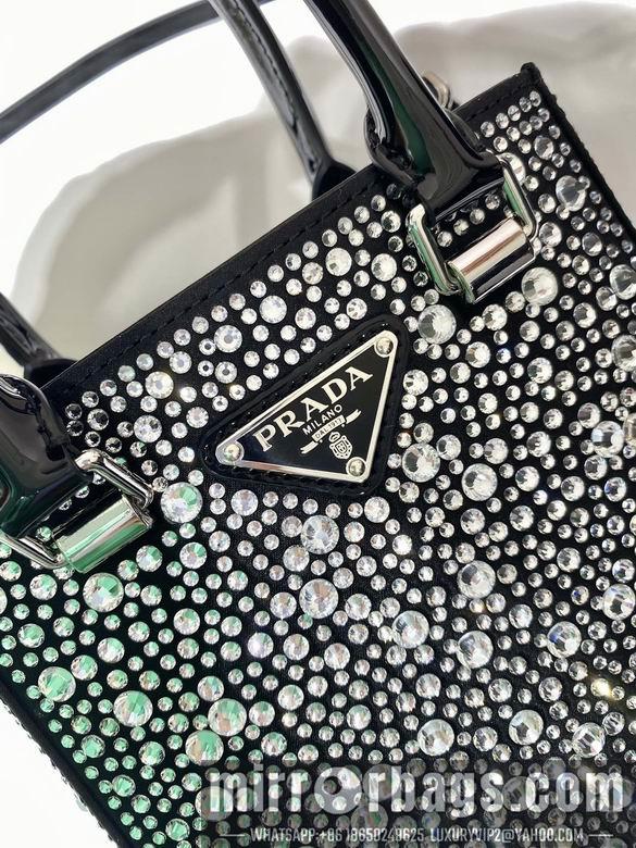 Prada Bags AP1BG331 15X17.5X5