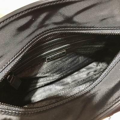 Prada Bags Re-Nylon 2VH110 25x22x7cm ap 12