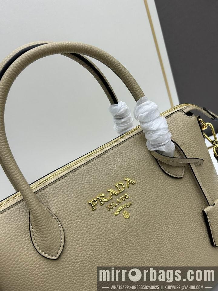 Prada Bags Prada 1BA157 31x23x14cm jj5