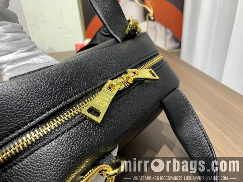 Prada Bags 0078 26X16cm XMY