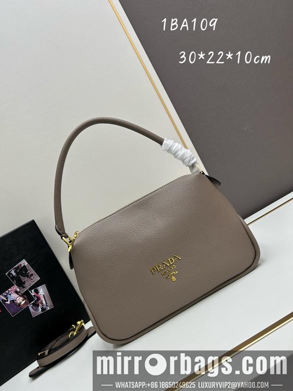 Prada Bags Prada 1BA109 30x22x10cm jj1