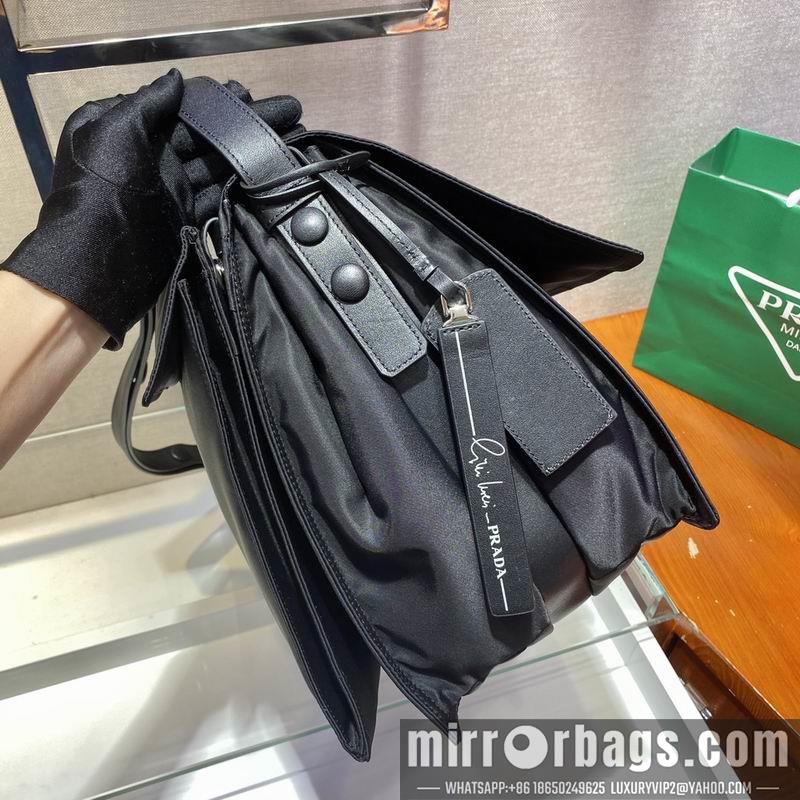 Prada Bags Re-Nylon 1BC208 38x28x19cm ap 11
