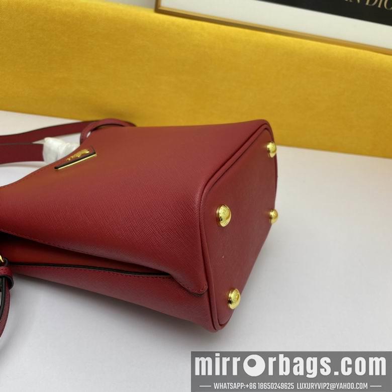 Prada Bags WW1BA219红 21X11X18