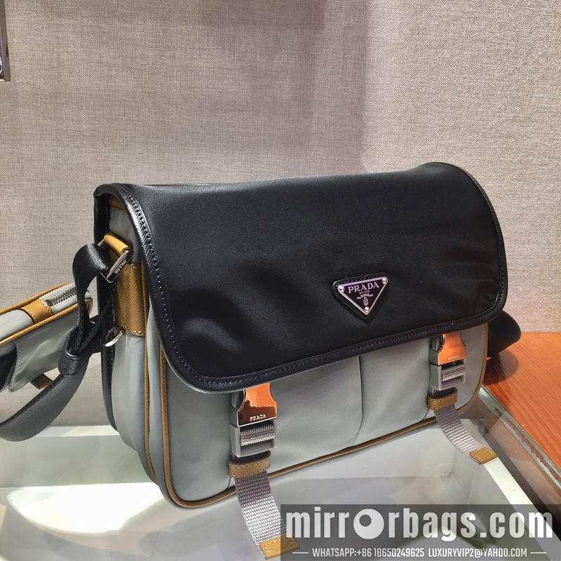 Prada Bags Re-Nylon Saffiano 2VD169B 26x20x10cm ap 23
