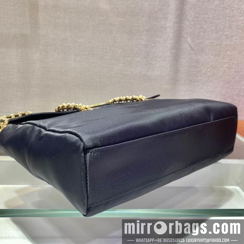 Prada Bags Vintage 1BD621 30x24x6cm ap 53