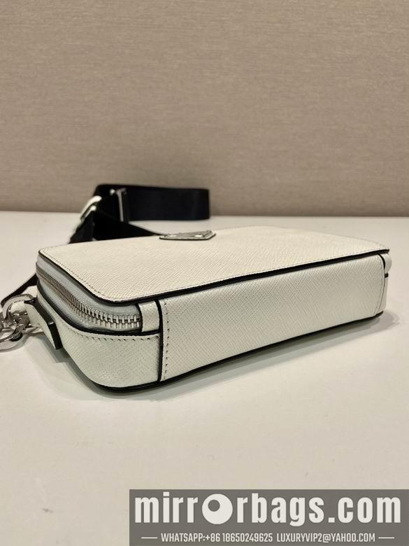 Prada Bags Prada Brique 2VH173十字纹 19x11.5x3.5cm AP