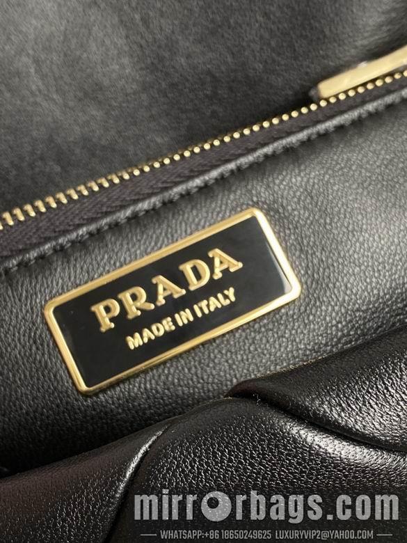 Prada Bags 1BD292A 21X15X6.5cm