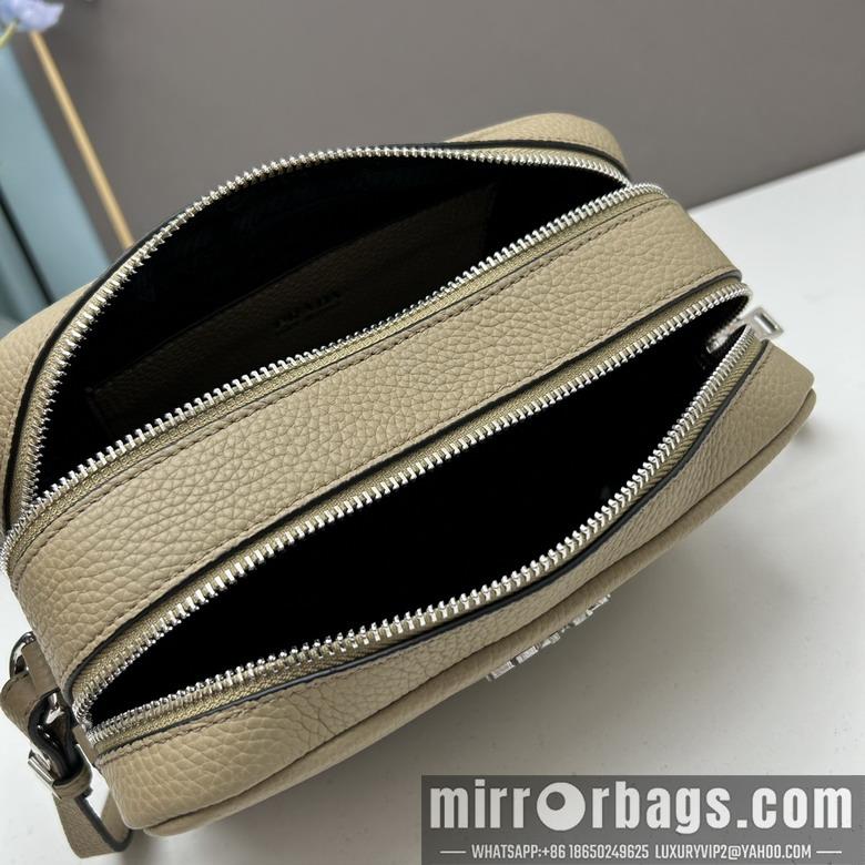 Prada Bags Prada 1BH082 22x14x8cm ss1