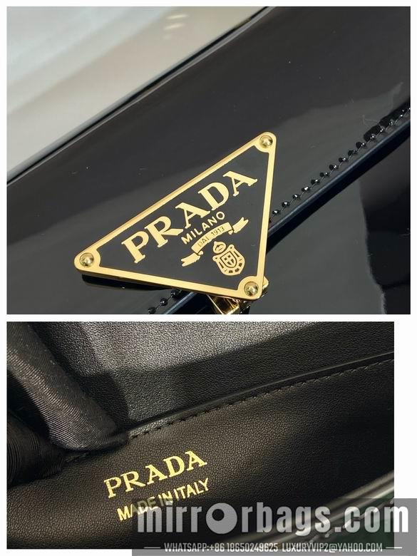 Prada Bags Prada 1BD339漆20.5x10.5x4cm AP