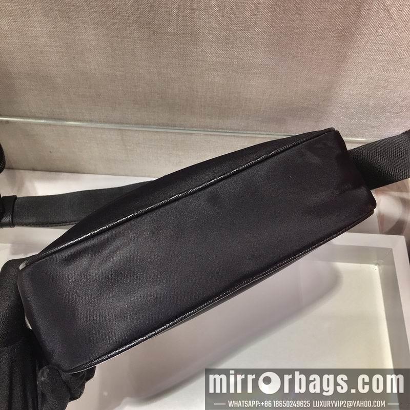 Prada Bags Re-Nylon Saffiano 2VH048 23x16x7cm ap 20