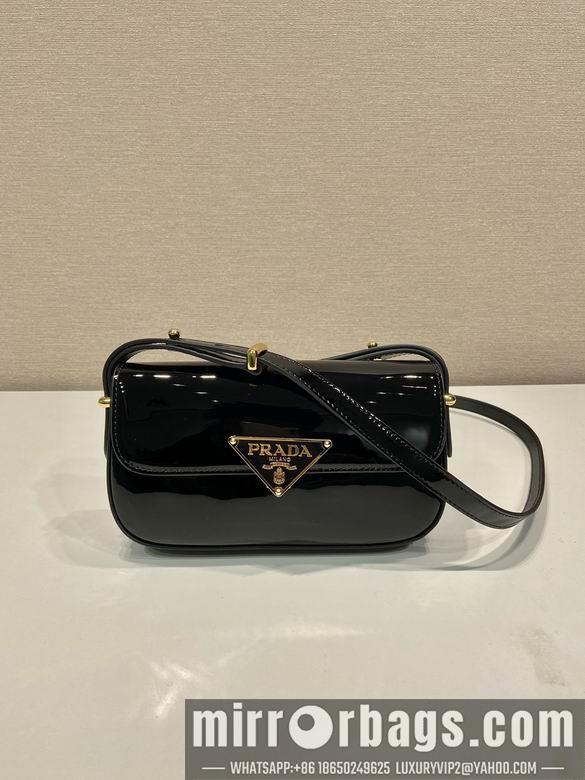 Prada Bags Prada 1BD339漆20.5x10.5x4cm AP