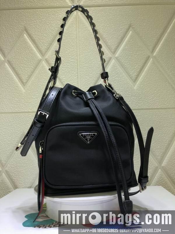 Prada Bags 938-1 17.5X22.5X13cm CN