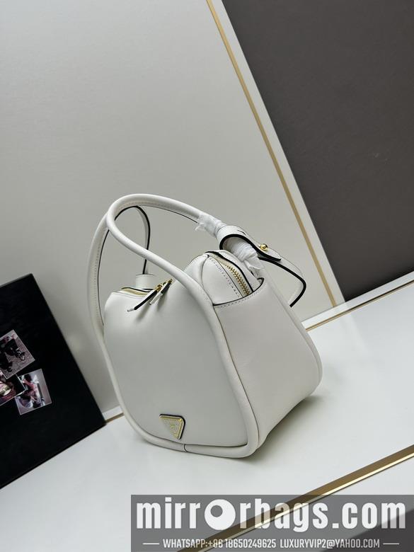 Prada Bags Prada Lindy 25x18x10.5cm jj2
