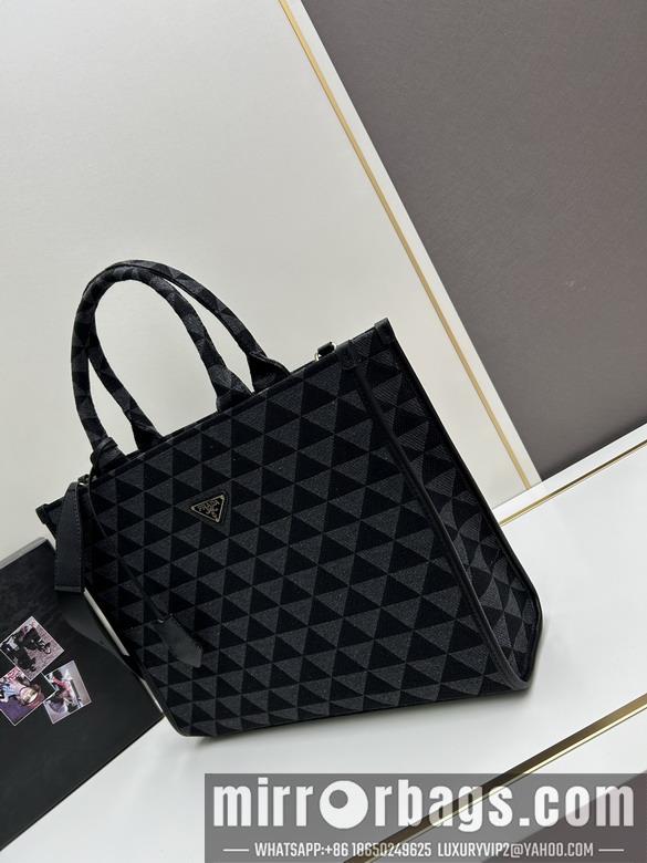Prada Bags Prada 23140 39x30x11cm jj