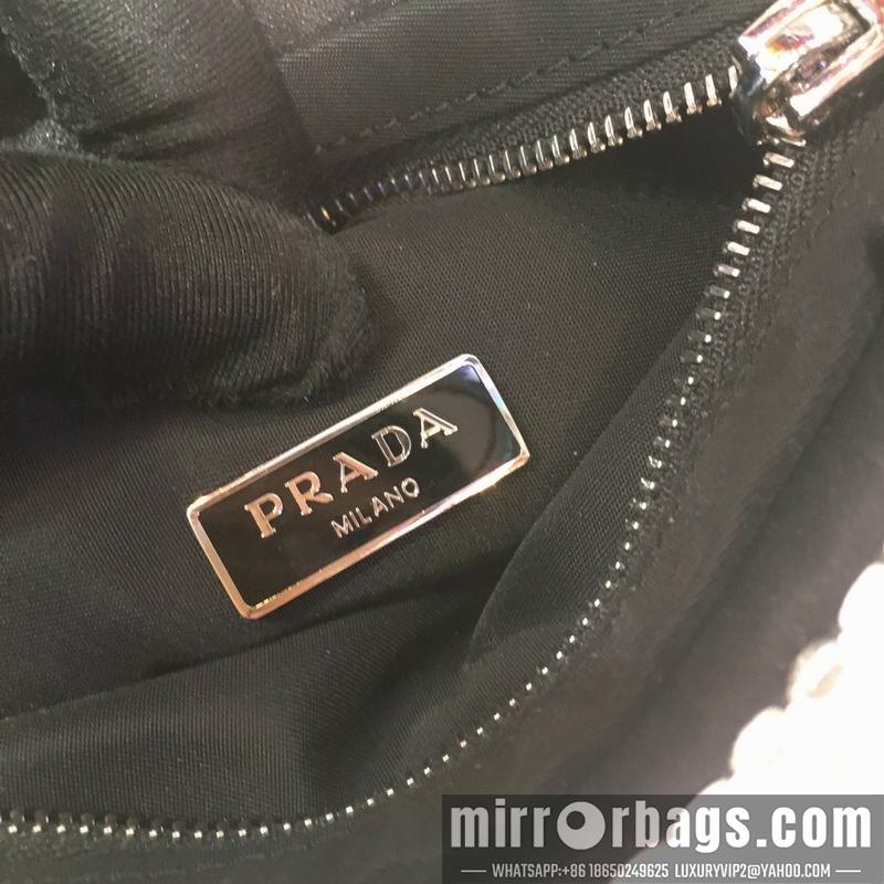 Prada Bags 1N6608 18x20cm ap 14