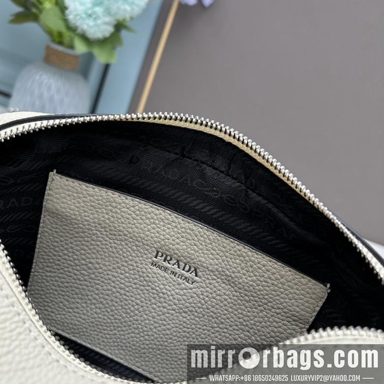 Prada Bags Prada 1BH082 22x14x8cm ss2