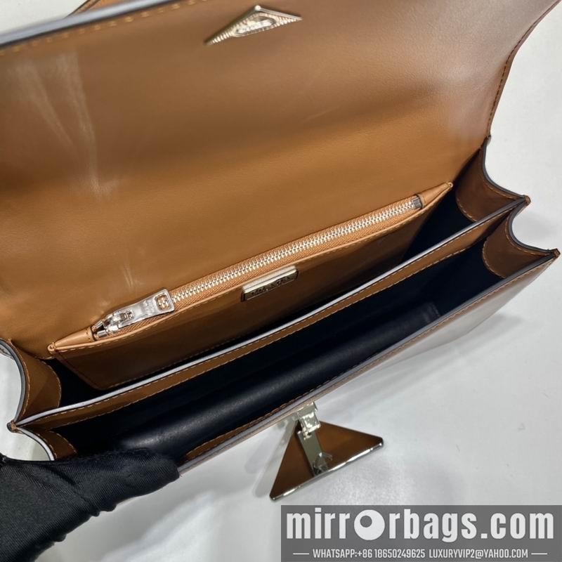 Prada Bags Embleme 1BD321 24x15x6cm ap 34