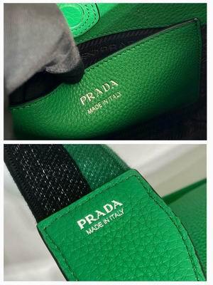 Prada Bags Prada tote 1BH191 19x20x6cm AP