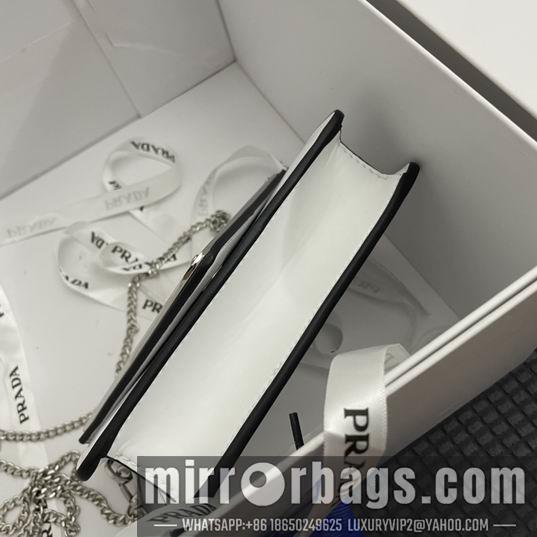 Prada Bags Prada 1BH189 9.5x3.5x17cm CN2色