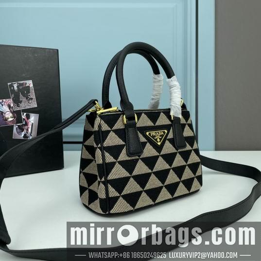 Prada Bags Parda Saffiano 1BA908 20x15x9.5cm ww
