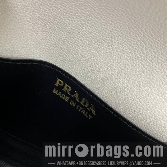 Prada Bags Prada 66133 24x15x10.5cm ww6色
