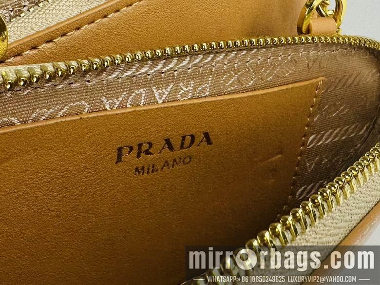 Prada Bags 2432 18X13X5cm XMY
